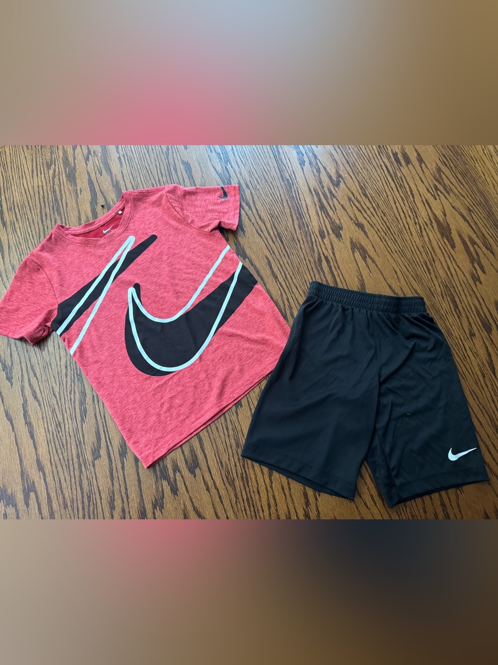 Boys Nike Dri-FIT Boys 2-Piece Outfit Set Graphic Tee & Shorts Red/Black Size 7